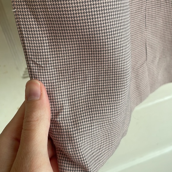 1940’s Light Pink and Grey Muted Houndstooth Pencil Skirt with Side Metal Zip - Picture 11 of 14